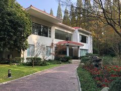 -上海怡沁园度假酒店