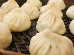 灌汤小笼-大龙汤包