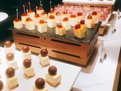 -岷山饭店-芝芝自助餐厅