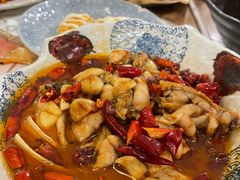 辣卤牛蛙-十面欢腾·海鲜面·台式Bistro(长乐路店)