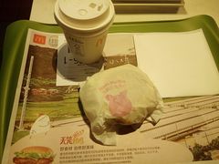 -麦当劳(虹梅路地铁站店)