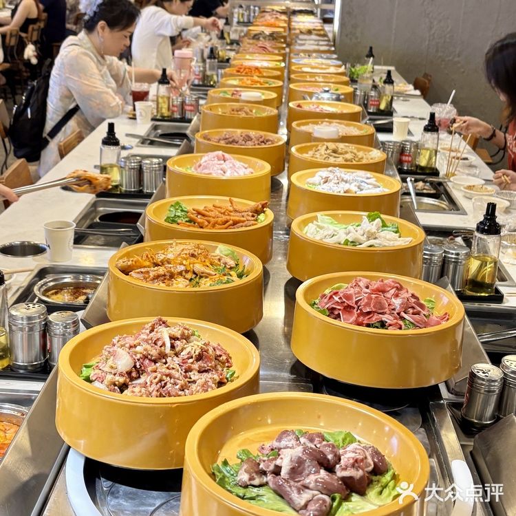 泉州！！一定要吃的！50➕自助穷穷快乐屋。。