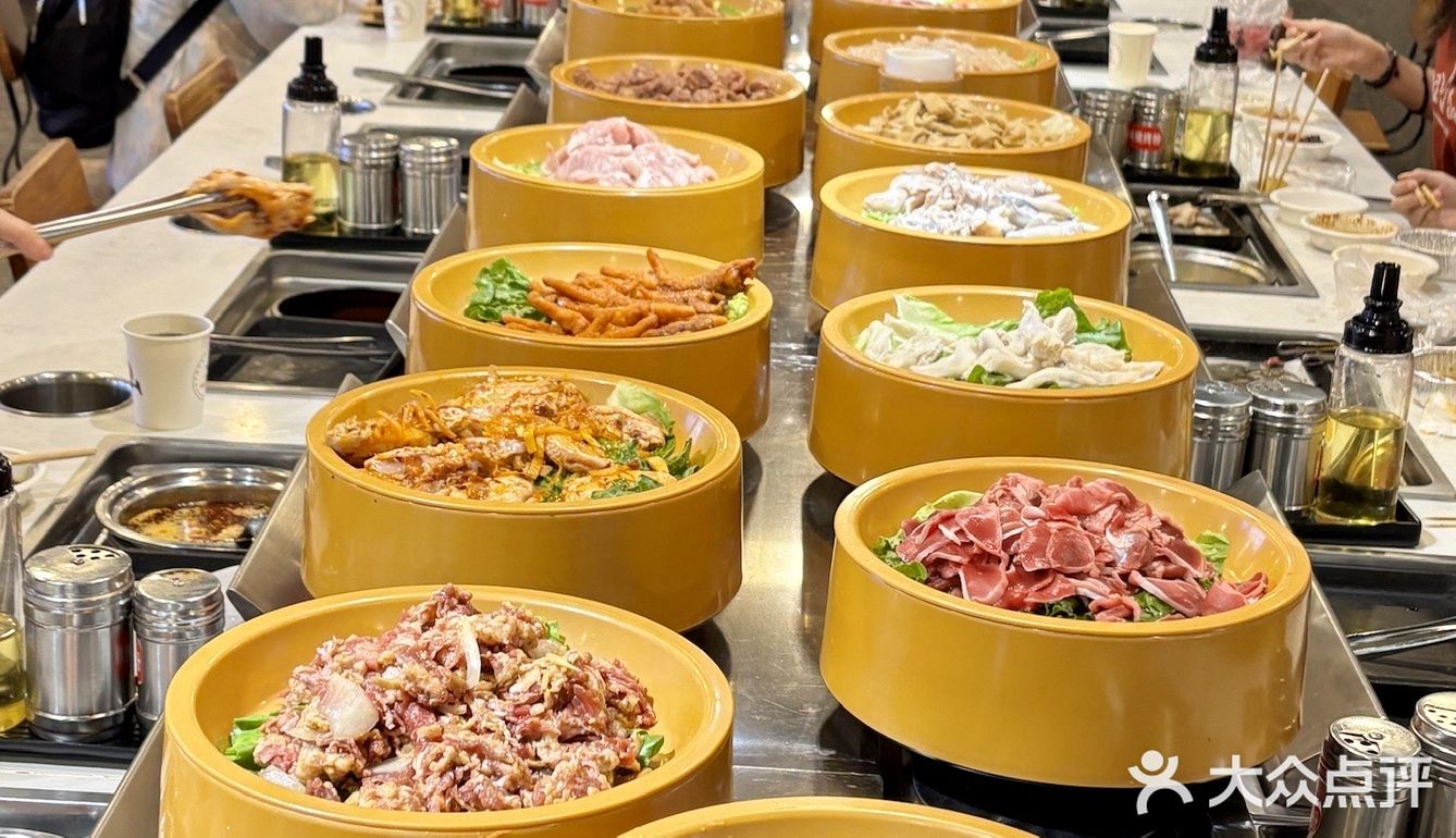 泉州！！一定要吃的！50➕自助穷穷快乐屋。。