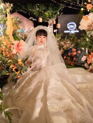 点击看大图 -伯瓷皇后婚纱艺术空间