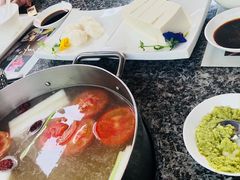 -辉哥火锅(虹桥路店)