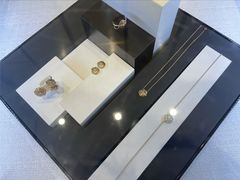 -Chanel(德基广场店)