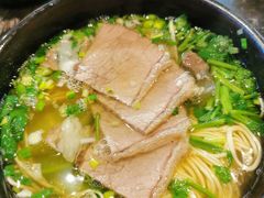 -臻老板牛肉面(光华路SOHO店)
