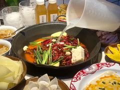 -芈重山老火锅(广州首店)