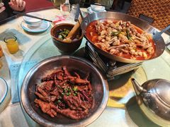 -昱龙大盆牛蛙馆(三兴街总店)