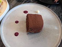 -LES ELITES 英集荟(南京西路店)