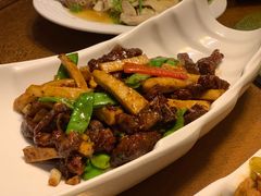 -东馆和天下特色餐饮(工农店)