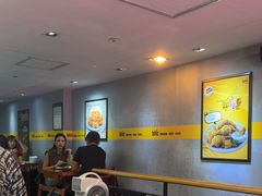 -BHC炸鸡(明洞总店)