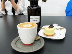 -UNI UNI(环亚凯瑟琳店)