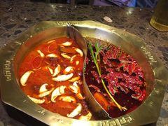-小龙坎老火锅(华飞店)