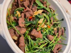 香菜摔打黄牛肉-桂满陇·杭州小馆(巴黎春天浦建店)