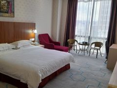 -清水湾酒店(深圳横岗塘坑地铁站店)