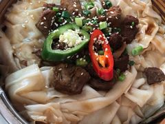 牛腩蒸陈村粉-黄但记老店·陈村粉食府
