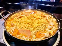泡菜五花肉锅-炙韩料理·部队锅专门店