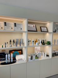 -JNK皮肤管理中心