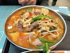 老友粉-红鼻子桂林米粉(金唐新光界店)