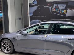 -TESLA 特斯拉(上海太古汇体验店)