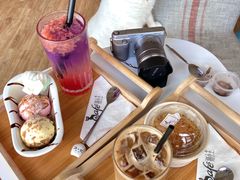 彩虹西柚气泡-猫小主咖啡·猫咖cat cafe(福田店)