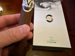 -雪茄客PURAVIDA俱乐部(上海店)