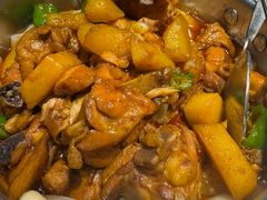 阿里疆大盘鸡-阿里疆Alijiang·丝路美食·异域风情·清真(长楹天街店)