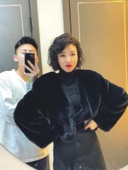 -DL HAIR SALON
