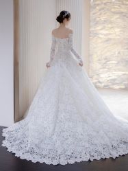 -不晚国际婚纱礼服