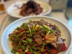 -鑫巴蜀小镇 · 水煮鱼专研店(玉桥店)