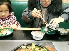 -臻牛烤肉