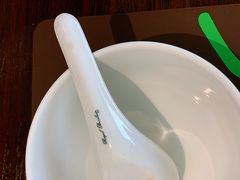 -Chom Cafe and Restaurant