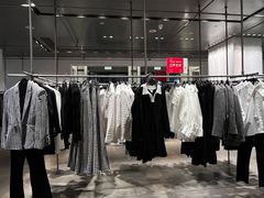 -URBAN REVIVO(深圳华润万象天地店)