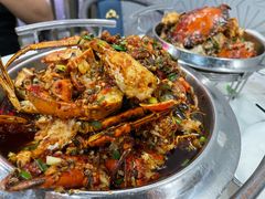 -凤凰路何眼镜香辣蟹(花果园店)