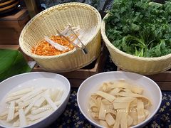 -犇放和牛烤肉·烤榴莲自助(苏宁城市奥莱店)