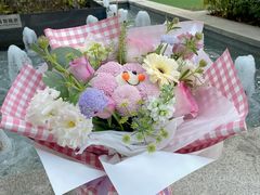 -花邻FloweringLife花艺气球派对(武康大楼店)
