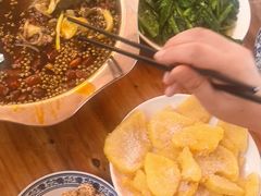 -乡土特色.冷锅鱼.牦牛肉汤锅