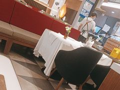 -阿妮叶李(光谷世界城店)