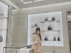 -DIOR迪奥(德基广场女装店)