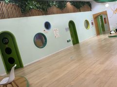 -饭米多蔻中英文绘本馆(苏州美罗店)