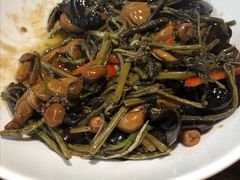 珍菌山野菜-上关雪東北菜(中房金谊店)