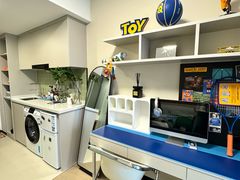 -东方体育中心(地铁站)