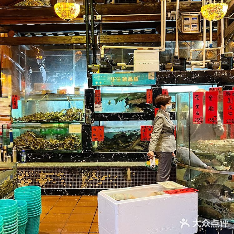 蟹膏多到溢出来！来顺德都给我吃这家私房菜