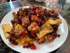摩梭饵块鸡-泸沽肴(泸沽湖大洛水村农村信用社旁店)
