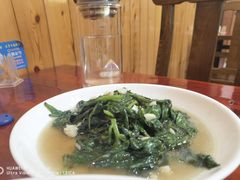 -芦茨金富饭庄·25年老字号·专做稻草鸡
