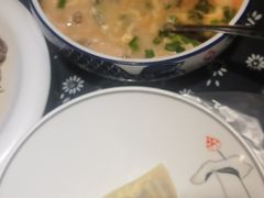 -旺角小渔村·海肠捞饭开创者(二马路店)