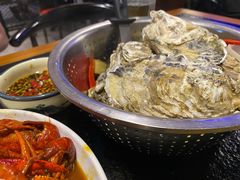 高压锅生蚝-夜猫子串吧·龙虾.江西小炒(万塘路店)