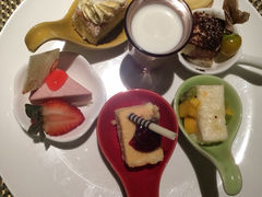 iphone_upload_pic-中航泊悦酒店·云庭咖啡厅(虹桥机场T2店)