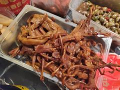 -沪小胖小龙虾(淮海中路旗舰店)